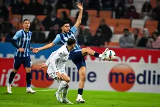 Adana Demirspor - Fenerbahçe: İlk Yarı Golsüz Berabere