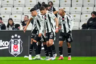 Beşiktaş, Kayserispor'u 2-0'la geçti!
