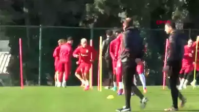Galatasaray, Dinamo Kiev'i Bekliyor!