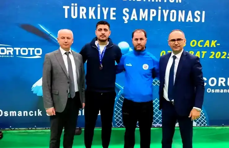 Hasan Baygeldi Türkiye Badminton'da 3. Oldu!