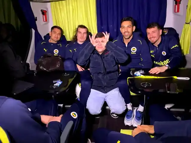 Mourinho'dan Genç Taraftara Unutulmaz Jest!